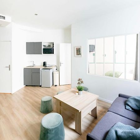 Green Apartment Near Montmartre And Opera 파리 외부 사진