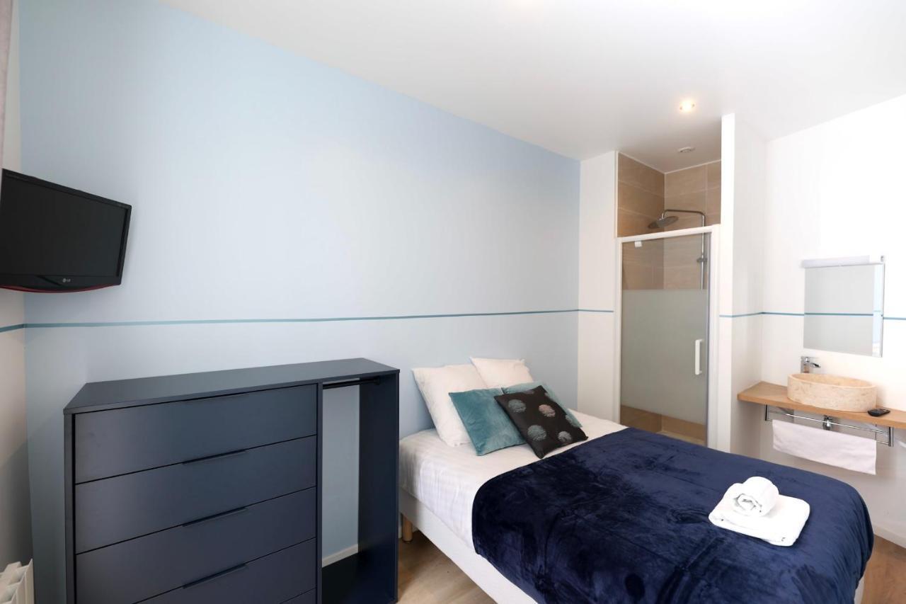 Green Apartment Near Montmartre And Opera 파리 외부 사진