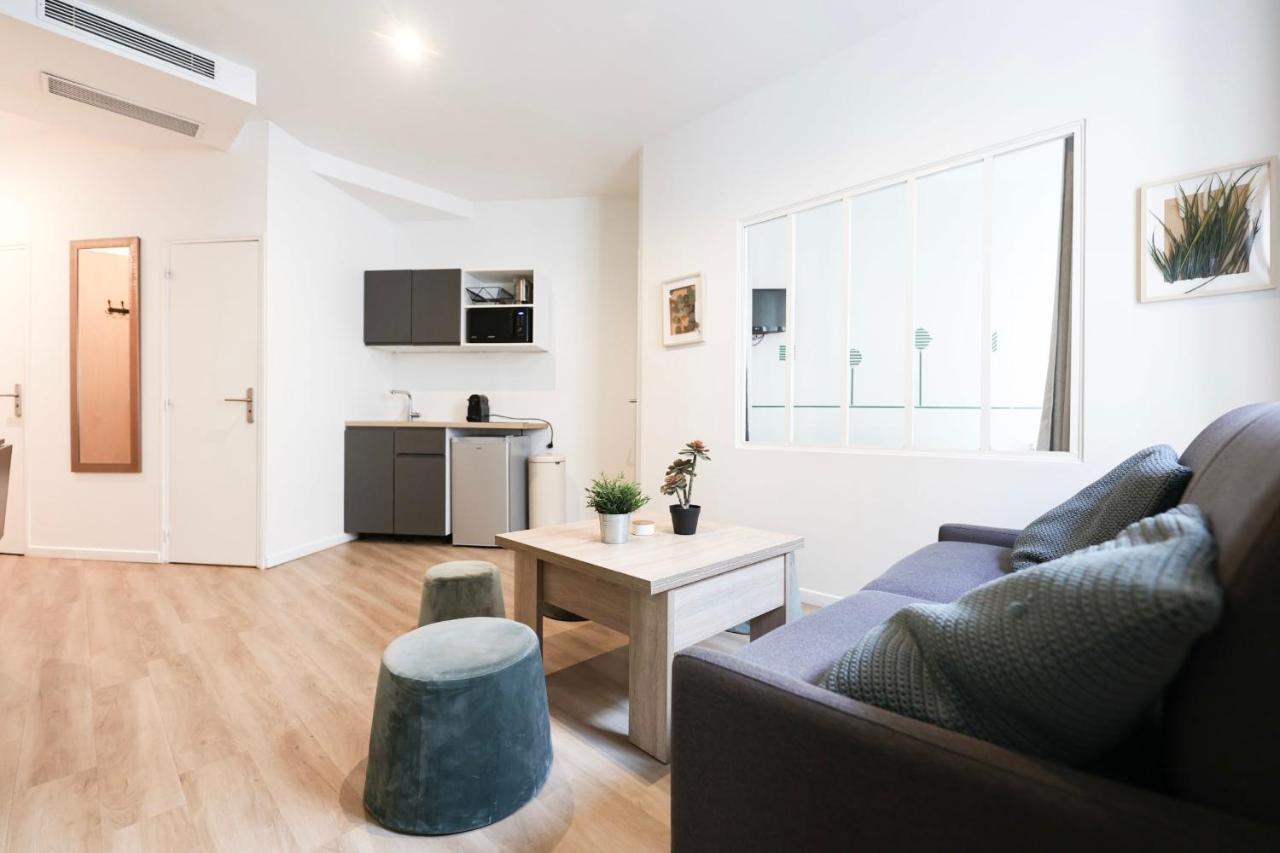 Green Apartment Near Montmartre And Opera 파리 외부 사진